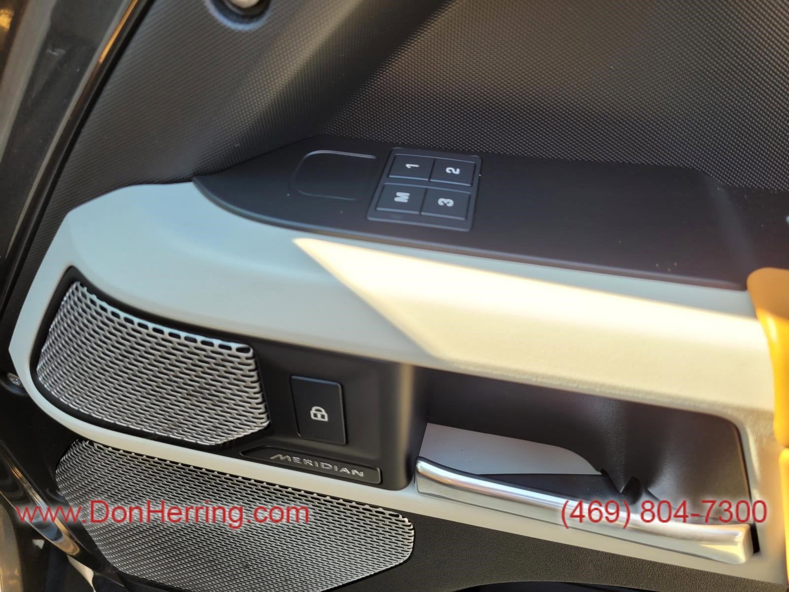 2023 Land Rover Defender First Edition