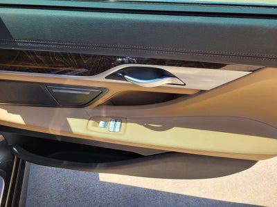 2021 BMW 7 series 740i