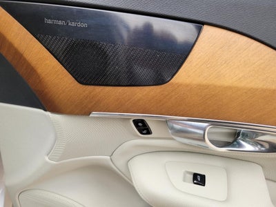 2022 Volvo XC90 Momentum