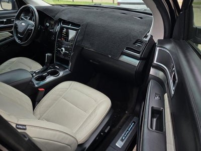2017 Ford Explorer Platinum