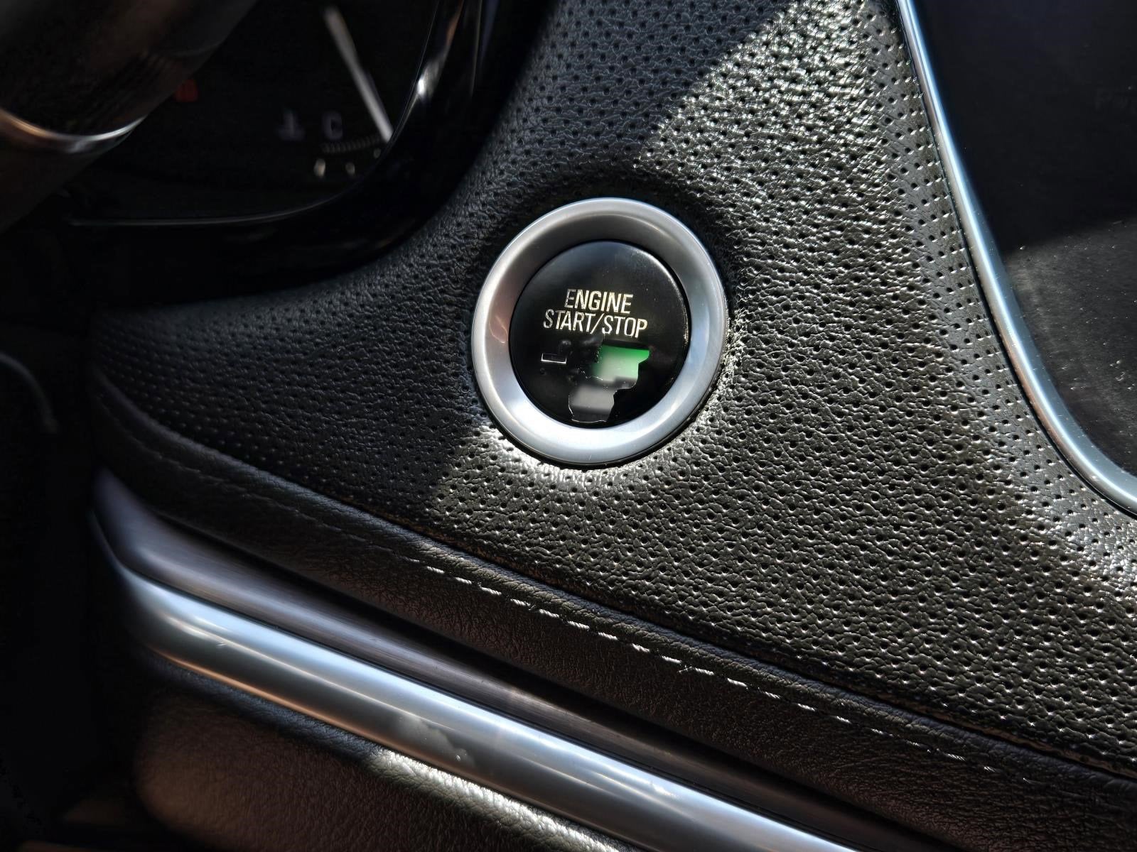 2018 Cadillac XT5 Luxury FWD