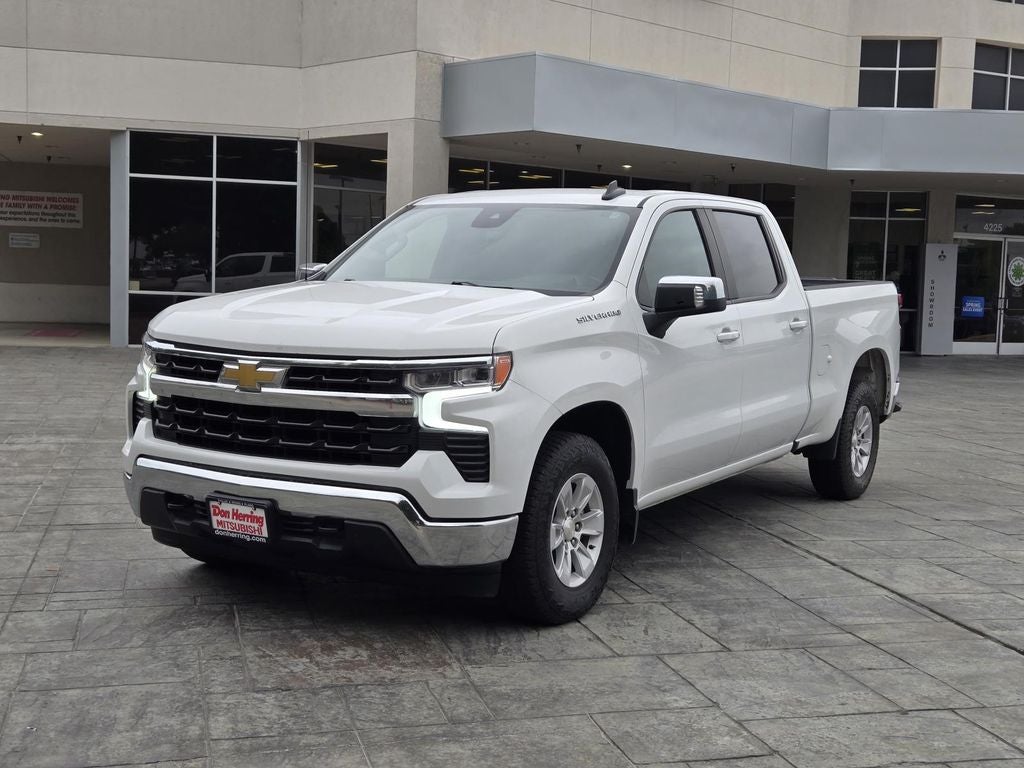 2023 Chevrolet Silverado LT