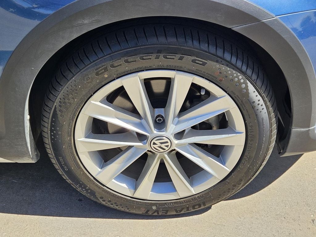 2017 Volkswagen Golf Alltrack SE