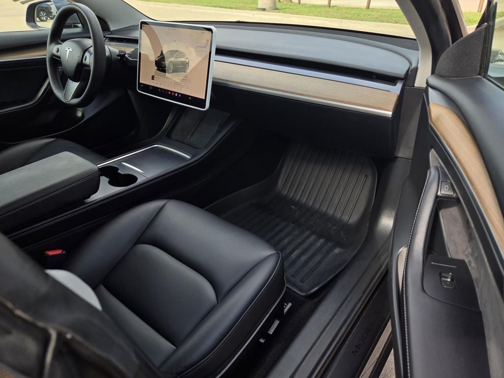 2023 Tesla Model 3 Base
