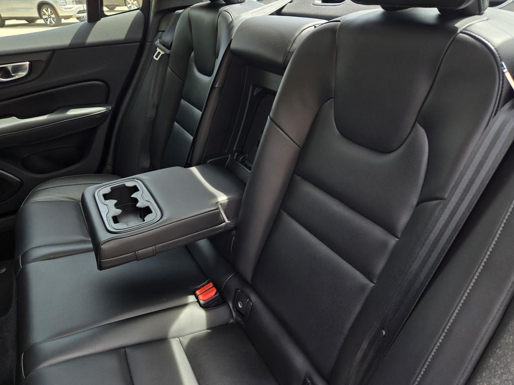 2024 Volvo S60 Core Dark Theme