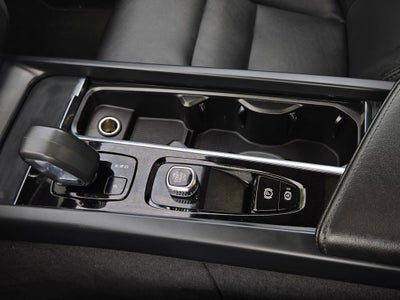 2024 Volvo S60 Core Dark Theme