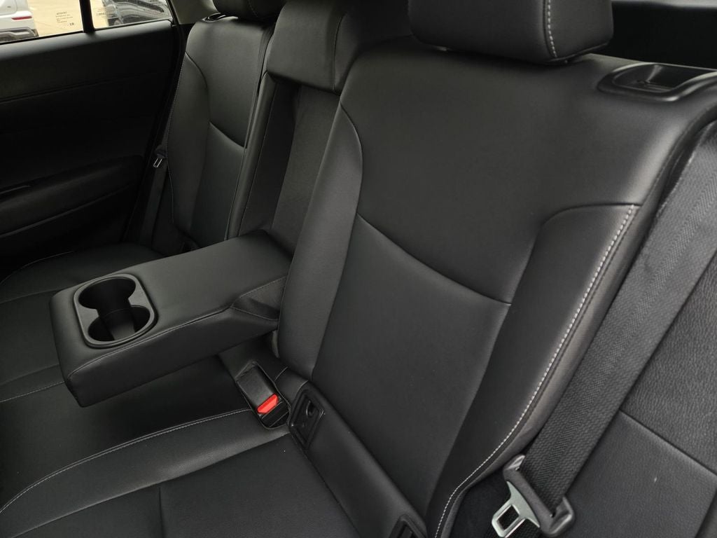 2023 Toyota Corolla Cross XLE - Photo 17
