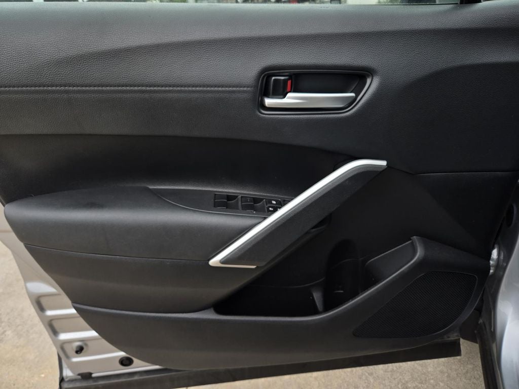 2023 Toyota Corolla Cross XLE - Photo 21