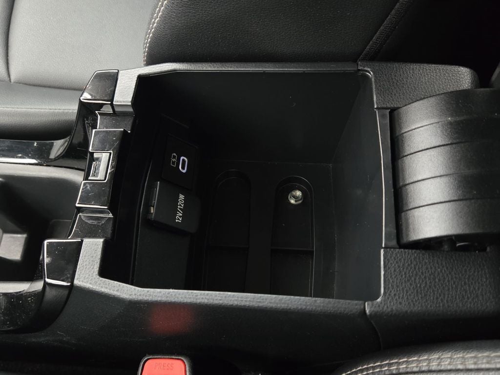 2023 Toyota Corolla Cross XLE - Photo 29