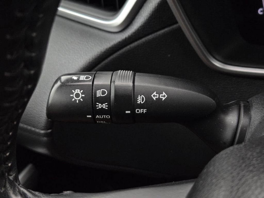 2023 Toyota Corolla Cross XLE - Photo 33