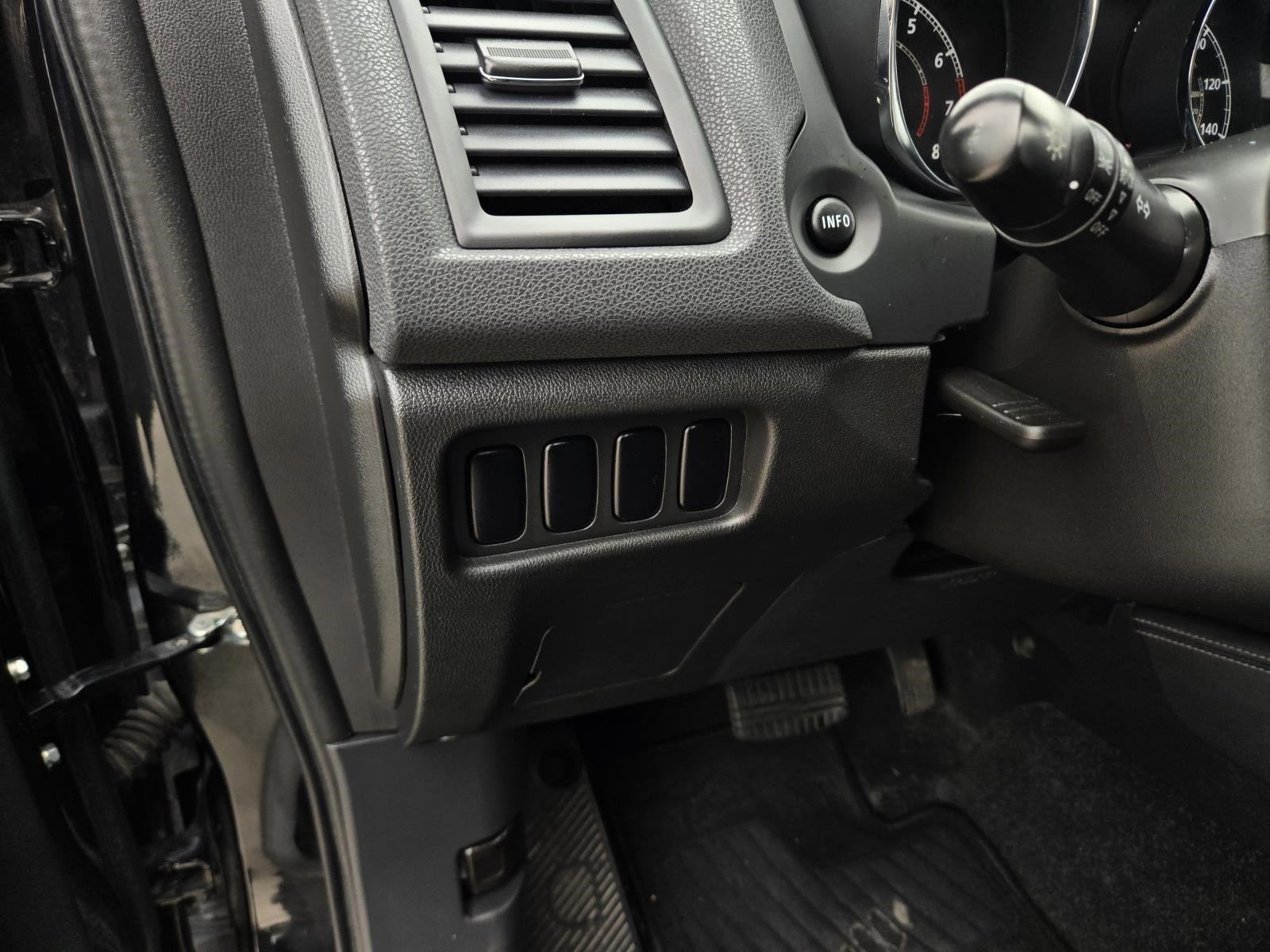 2020 Mitsubishi Outlander Sport ES 2.0