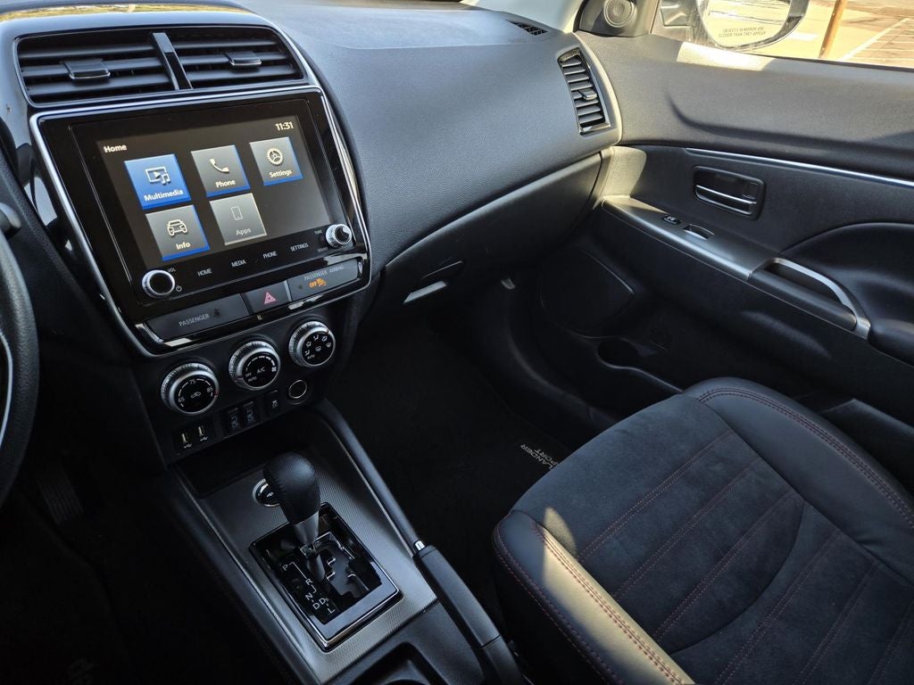 2024 Mitsubishi Outlander Sport SE