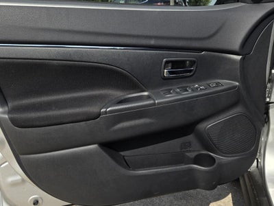 2026 Mitsubishi Outlander Sport ES