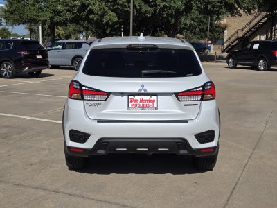 2027 Mitsubishi Outlander Sport LE