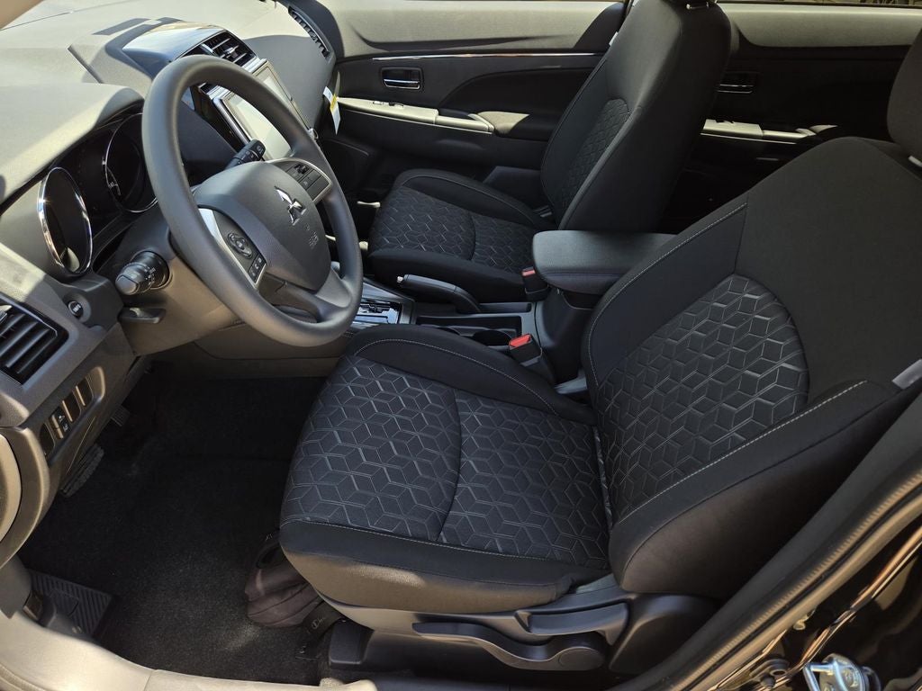 2026 Mitsubishi Outlander Sport ES