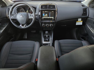 2027 Mitsubishi Outlander Sport SE