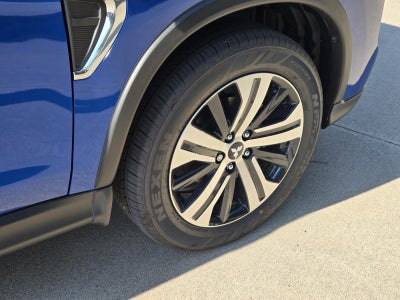 2027 Mitsubishi Outlander Sport SE