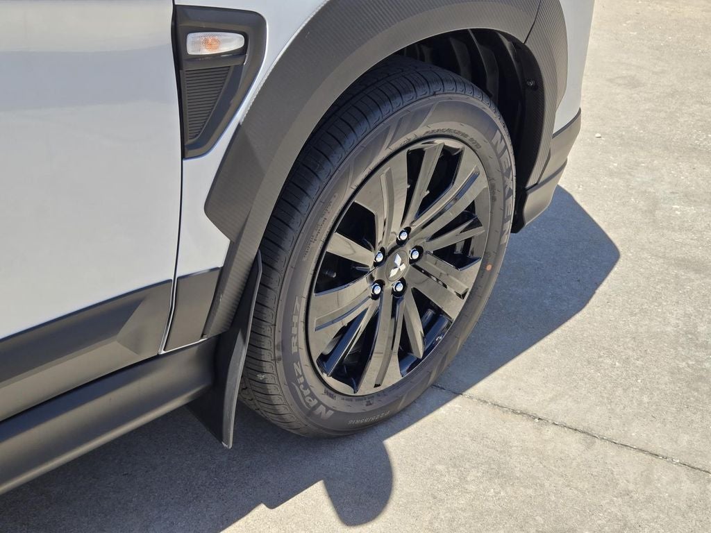 2026 Mitsubishi Outlander Sport SE