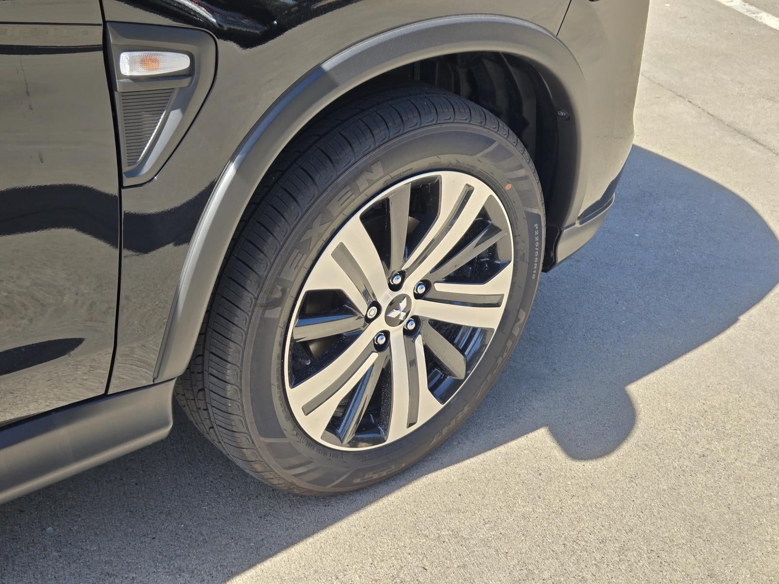 2027 Mitsubishi Outlander Sport ES