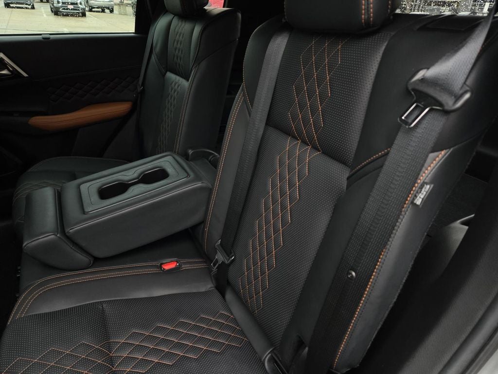 2022 Mitsubishi Outlander SEL