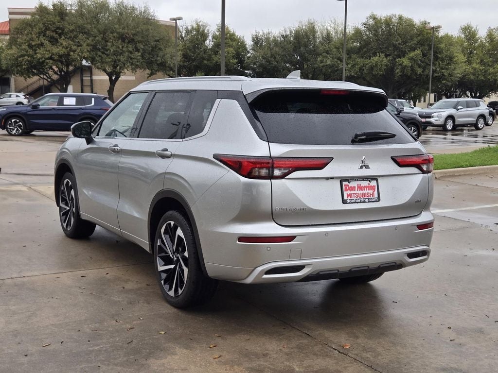 2022 Mitsubishi Outlander SEL