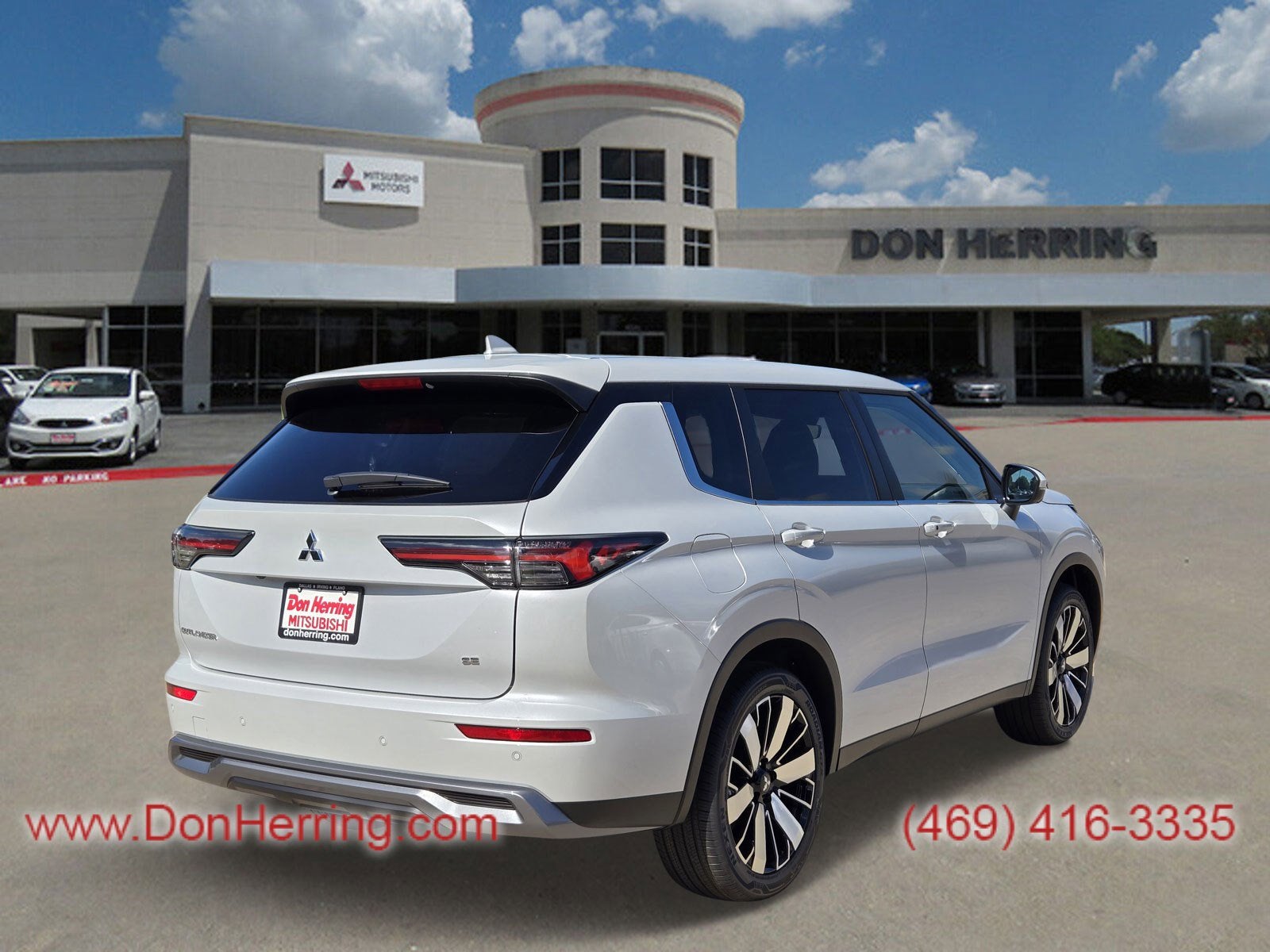 2025 Mitsubishi Outlander SE 2WD