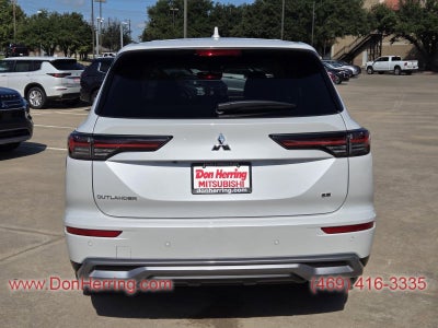 2025 Mitsubishi Outlander SE 2WD