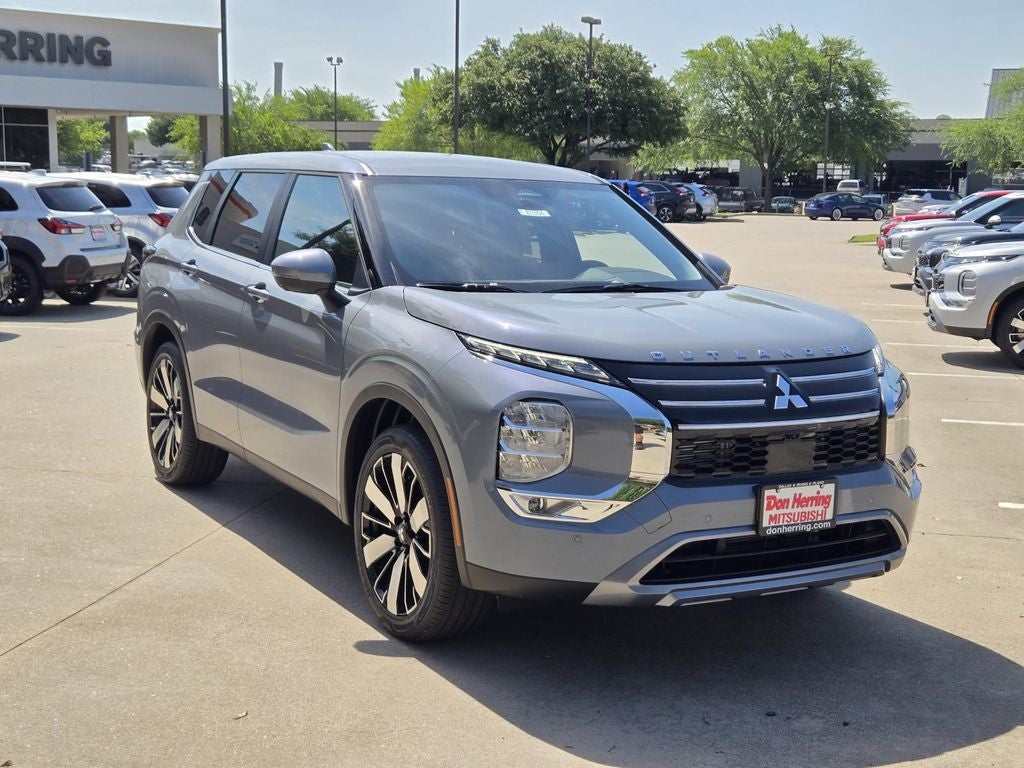 2026 Mitsubishi Outlander SE