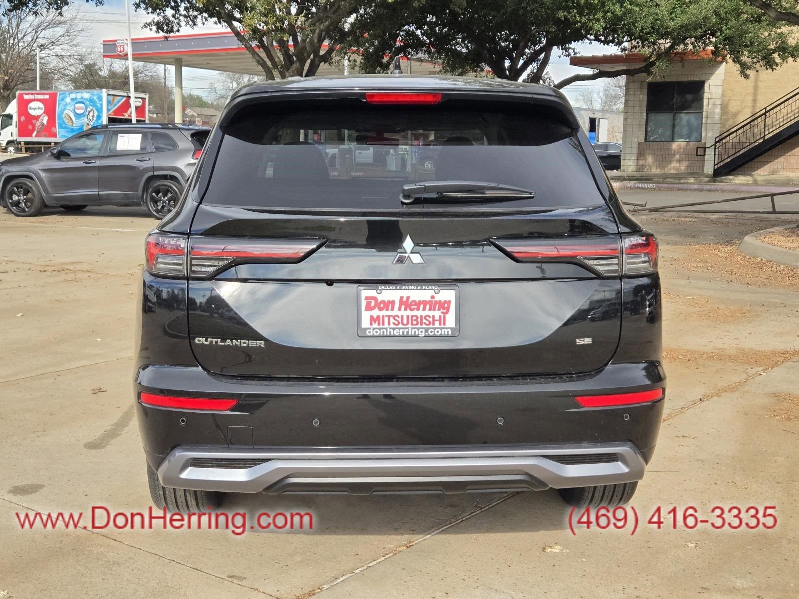 2026 Mitsubishi Outlander SE 2WD