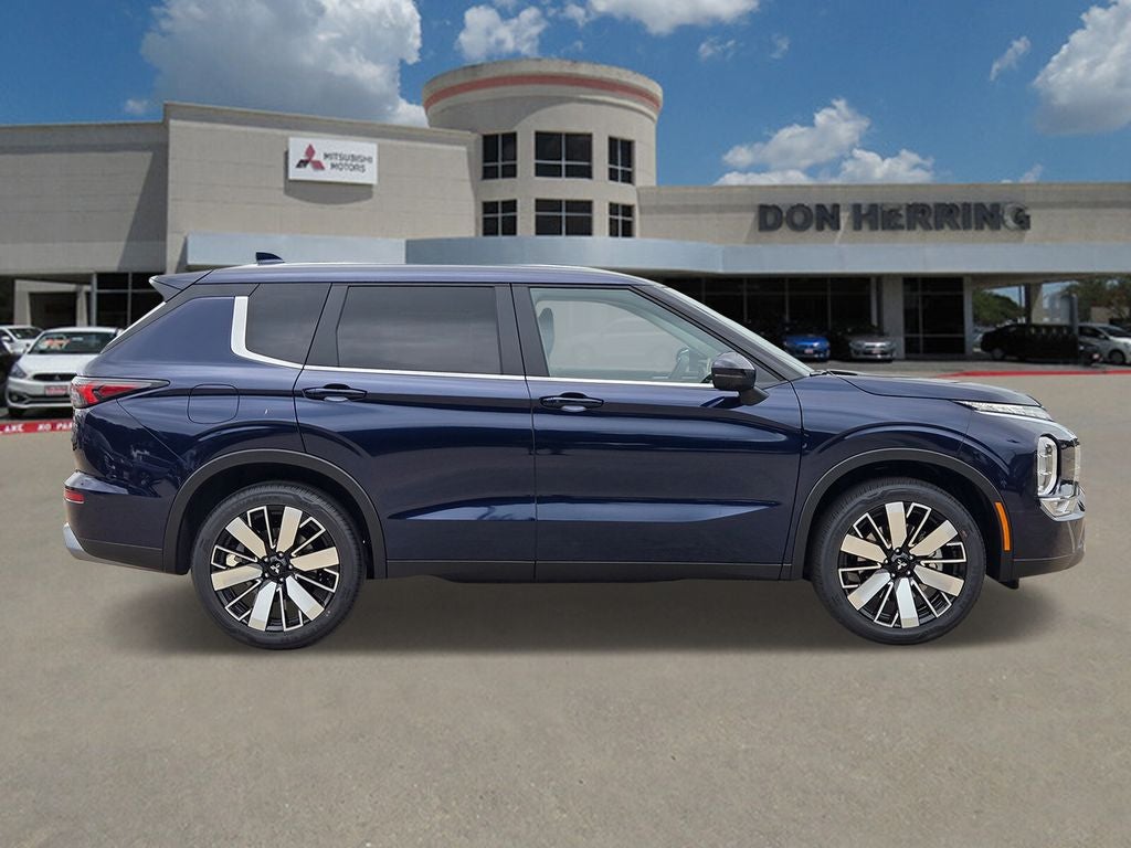 2026 Mitsubishi Outlander SE