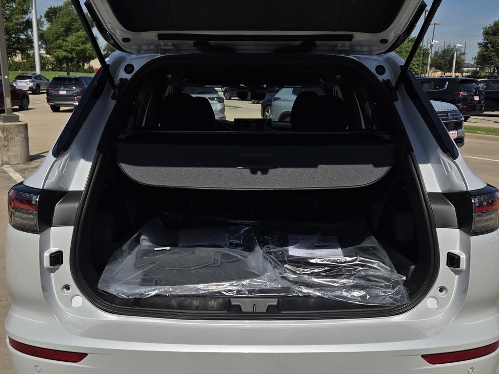 2026 Mitsubishi Outlander LE