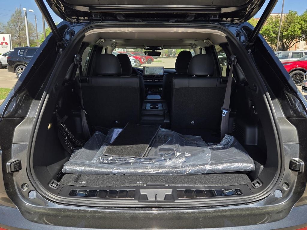 2026 Mitsubishi Outlander SE