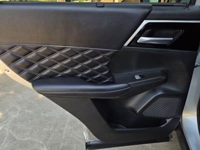 2024 Mitsubishi Outlander SEL