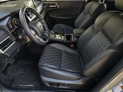 2024 Mitsubishi Outlander SEL