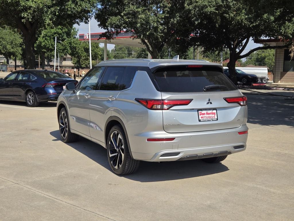 2024 Mitsubishi Outlander SEL