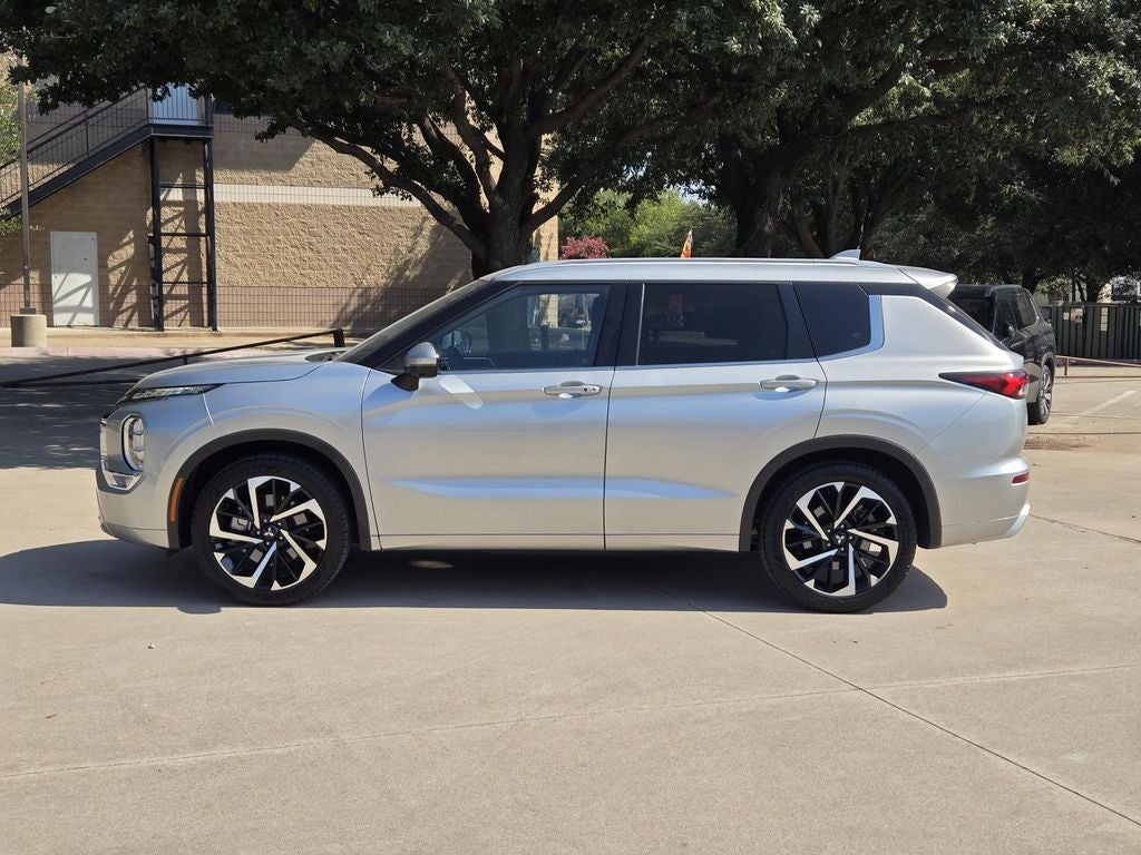 2024 Mitsubishi Outlander SEL