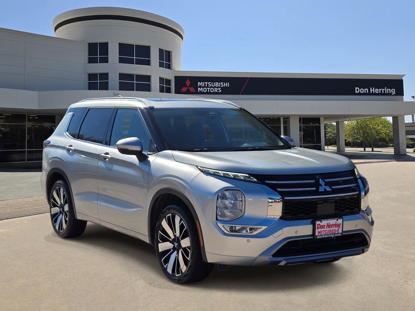 2025 Mitsubishi Outlander