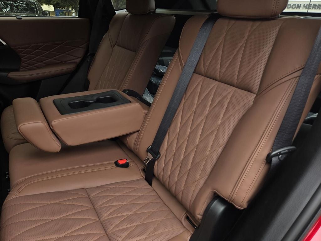 2025 Mitsubishi Outlander SEL