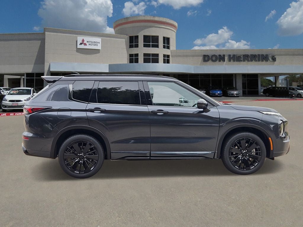 2026 Mitsubishi Outlander Black Edition
