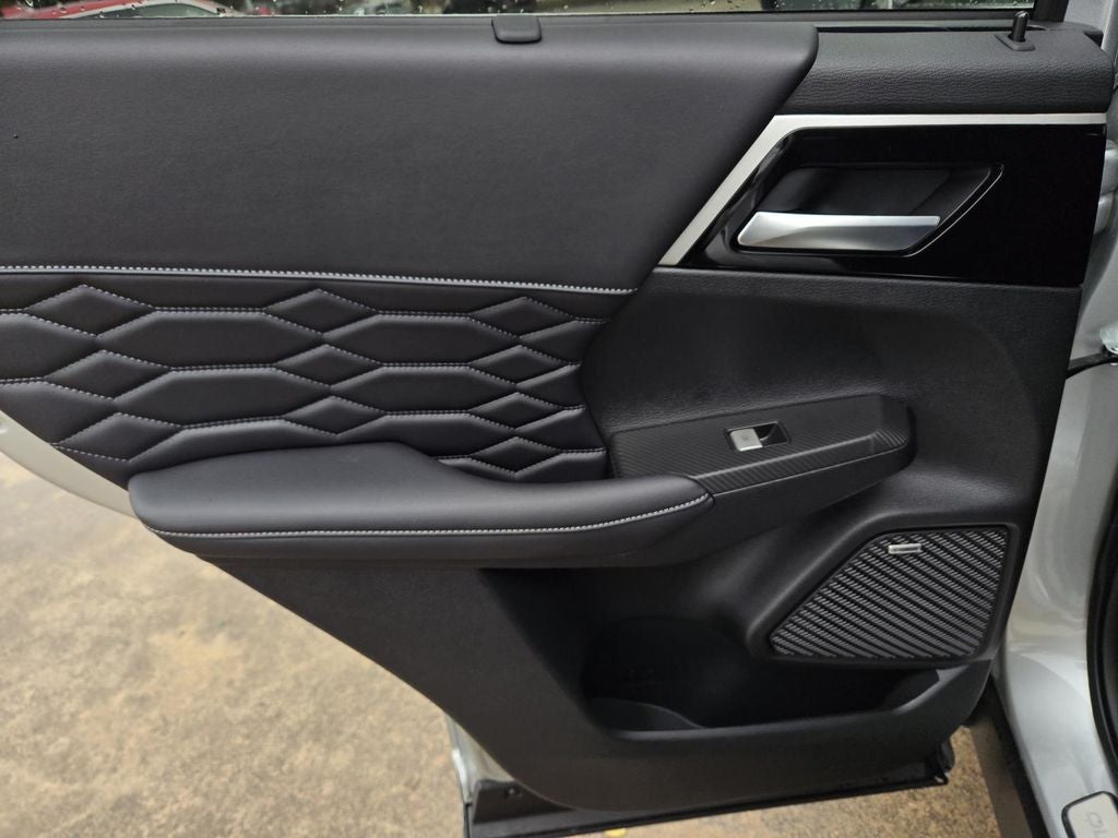 2026 Mitsubishi Outlander SEL