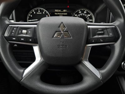2025 Mitsubishi Outlander ES