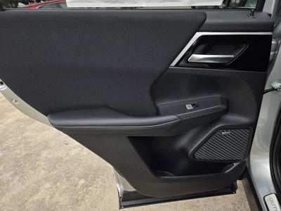 2026 Mitsubishi Outlander ES