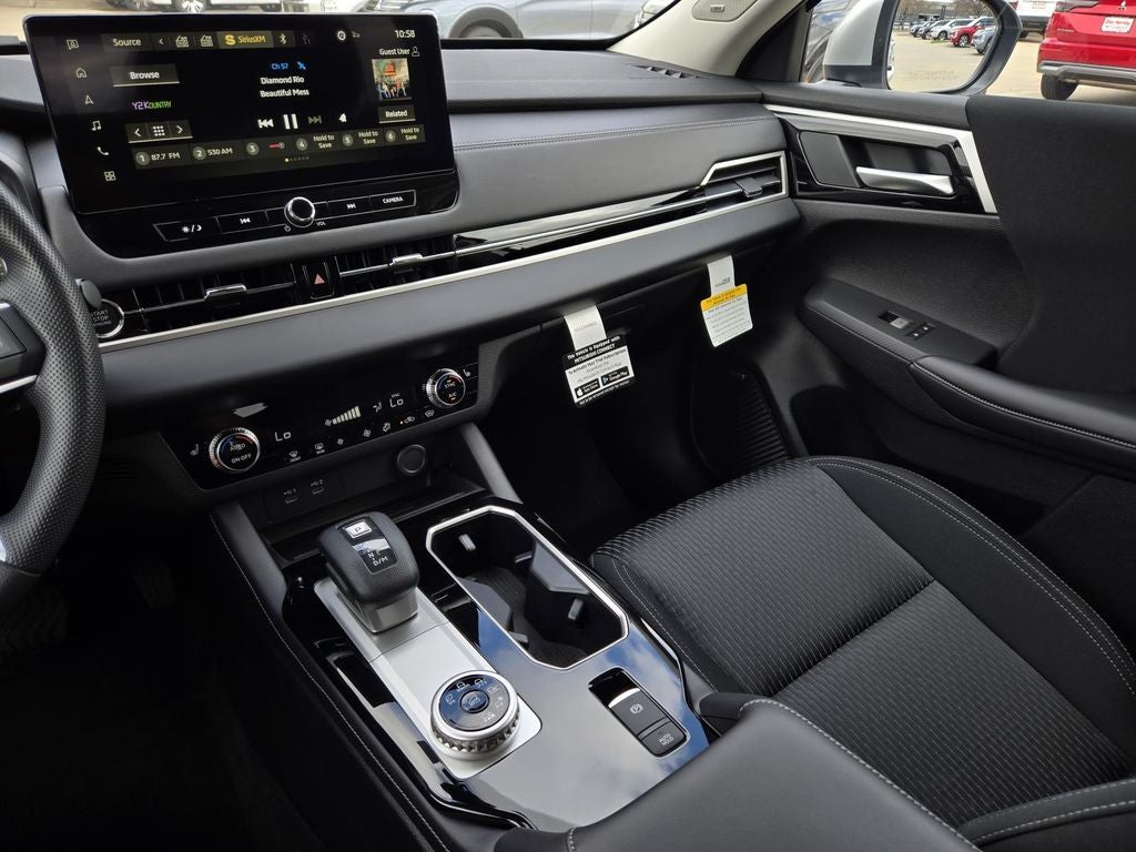 2026 Mitsubishi Outlander ES