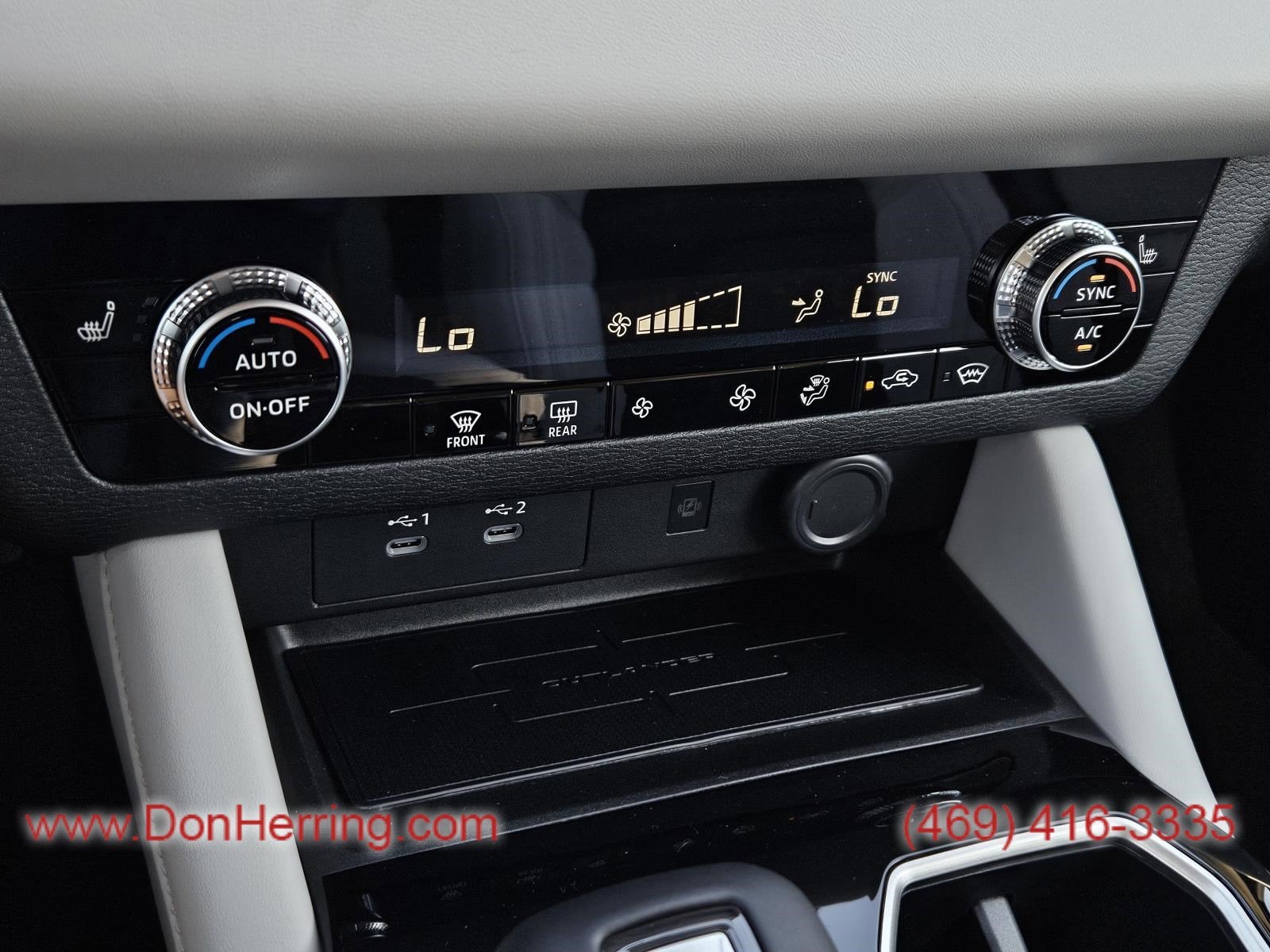 2025 Mitsubishi Outlander SE AWC