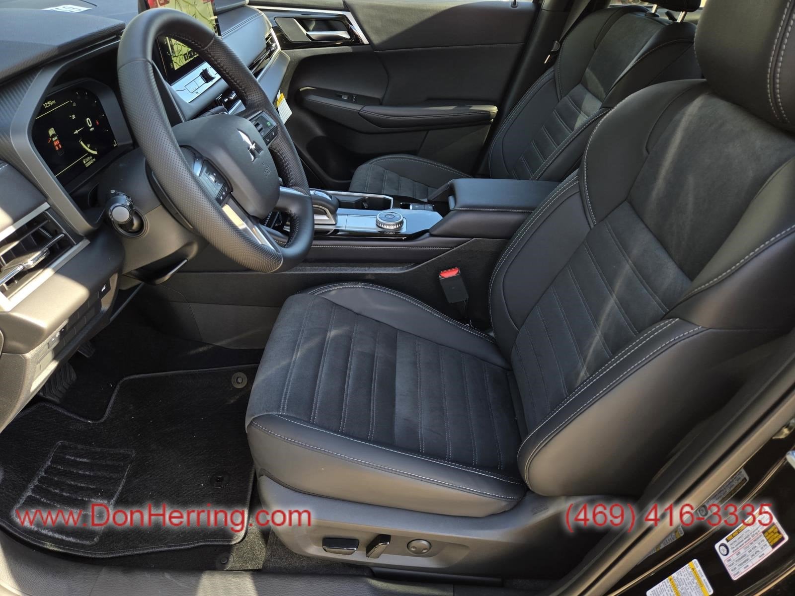 2025 Mitsubishi Outlander SE AWC