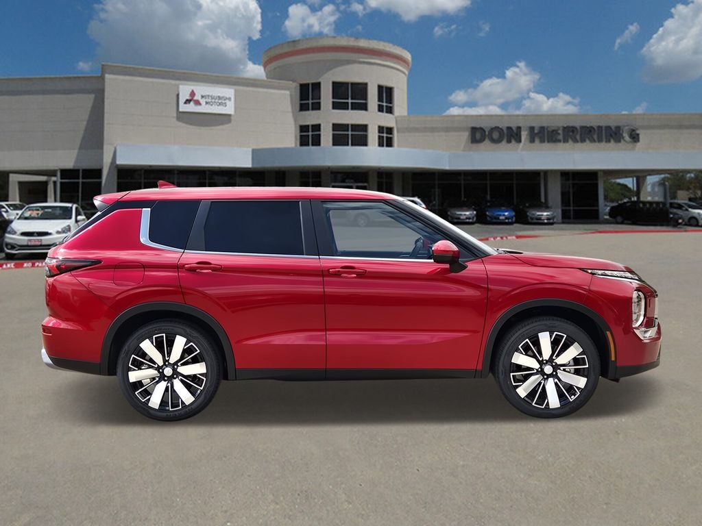 2025 Mitsubishi Outlander SE