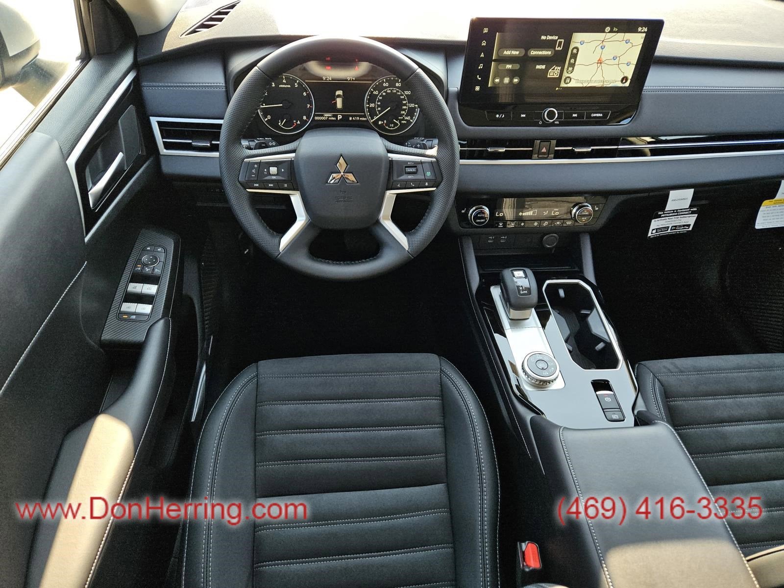 2025 Mitsubishi Outlander SE AWC