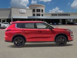 2026 Mitsubishi Outlander LE