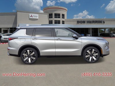 2026 Mitsubishi Outlander SE AWC