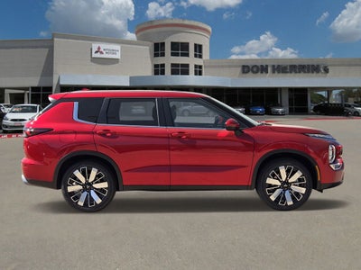 2026 Mitsubishi Outlander SE